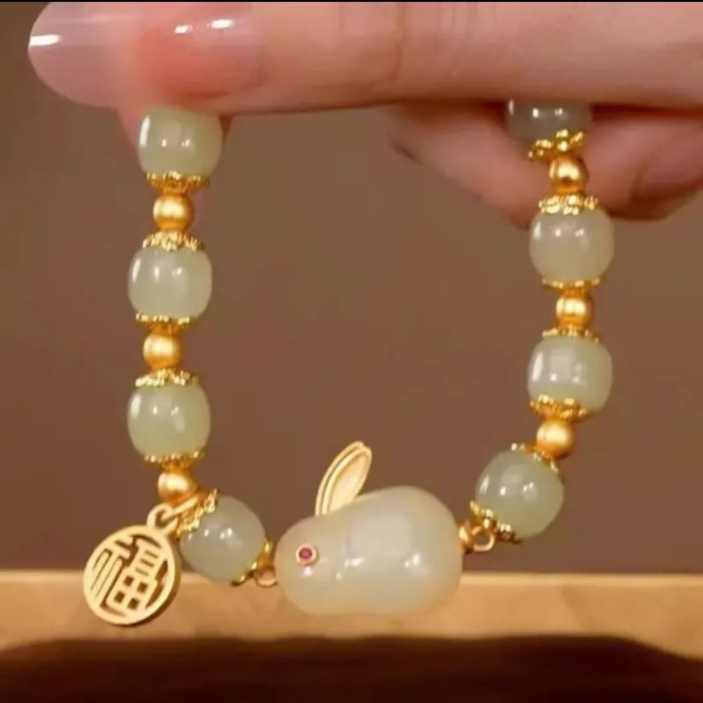 White Rabbit Bracelet - Picture 1 of 4